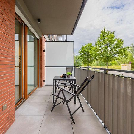 Apartment Sarmacka Wilanow With Parking, Sauna & Gym By Noclegi Renters Warschau Exterior foto
